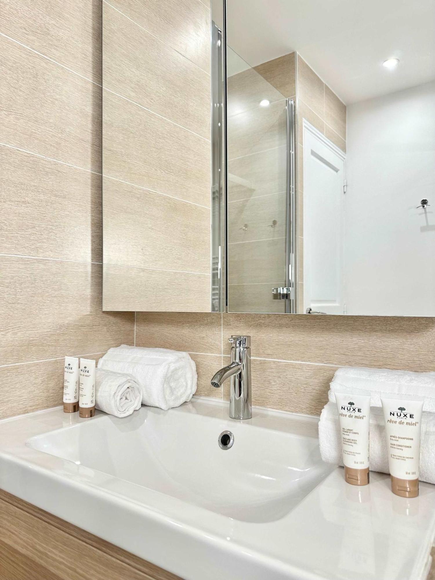 Deluxe Apartment Near The Tour Eiffel باريس المظهر الخارجي الصورة